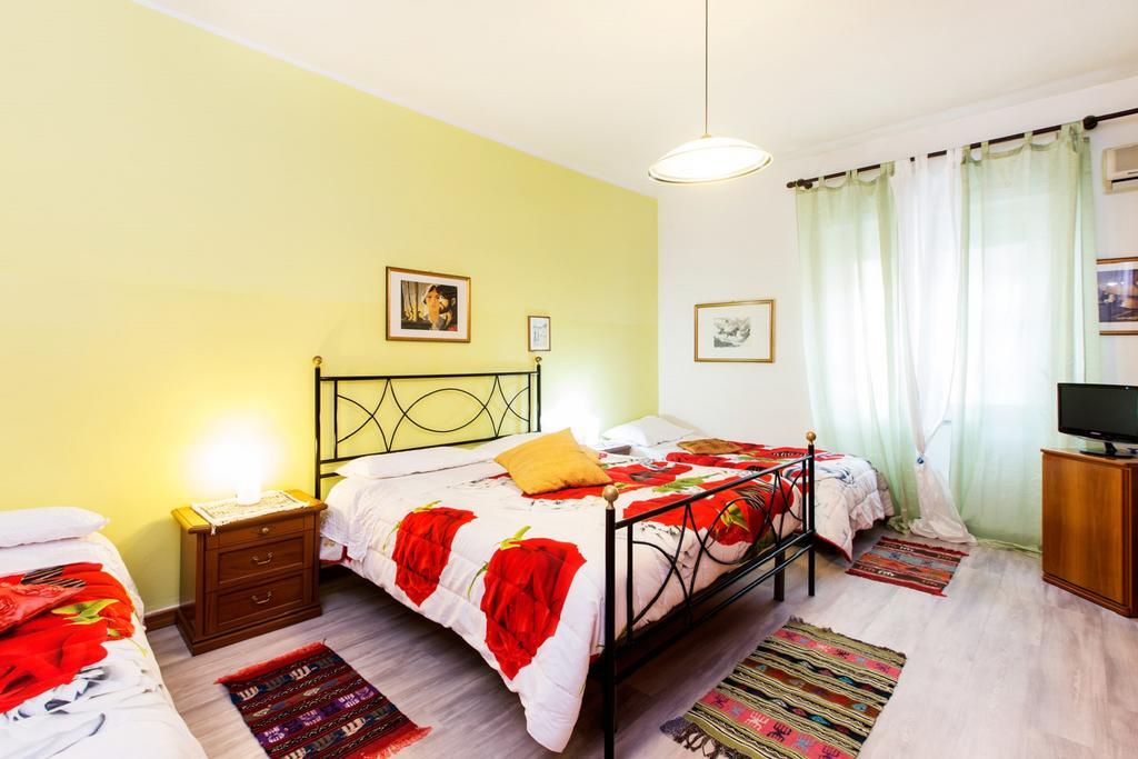 Moon House B&B Cagliari Esterno foto
